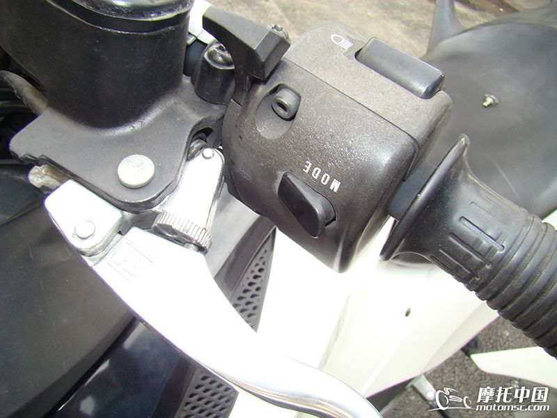 ���ְ��ϵ���׼�����أ�����Ҫ����һ�κ����ʹ�õ��𶯣������𶯵����ת