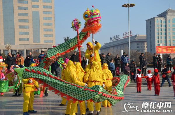 �������㳡��ʨ���裬���ȴ���